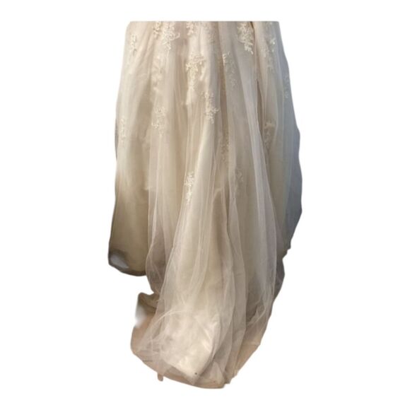 Madi Lane Elegant Lace Strapless Ball Gown Wedding Dress – Ivory Tulle - Picture 8 of 16